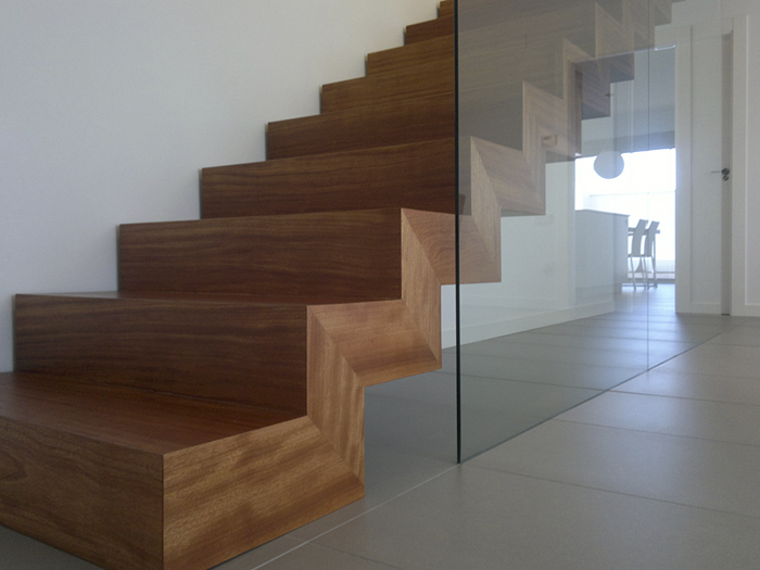 Noticia12 showood escaleras voladas jalance