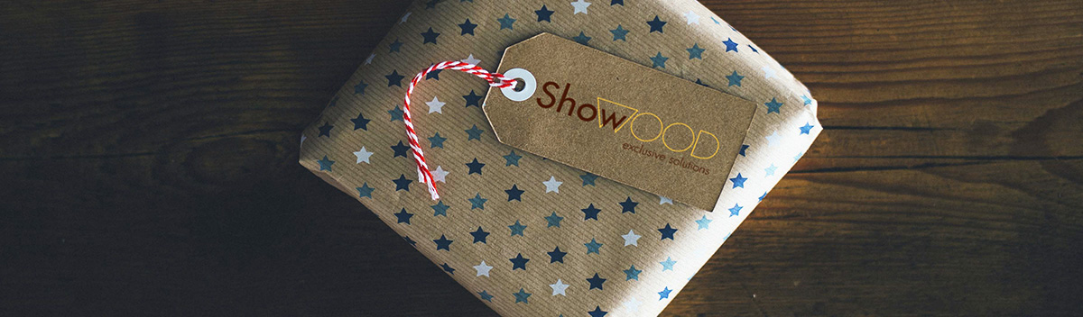 5 propuestas de árboles de navidad diferente combinados con suelos de madera